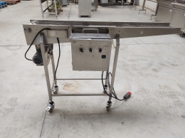 Mobile stainless steel conveyor belt